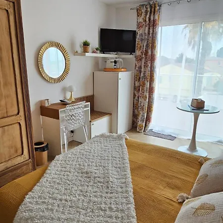 Gaelle Et Brian Bed & Breakfast *